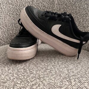 Nike Black and White Sneakers Classic Design